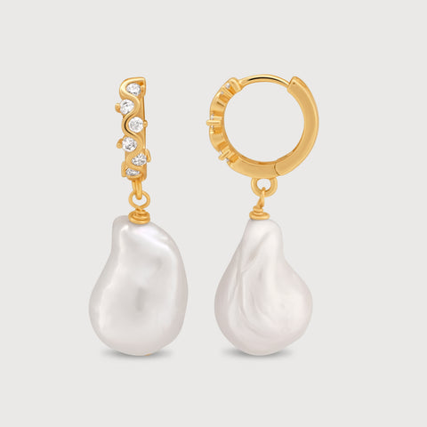 Joanna Pearl Earrings In Gold