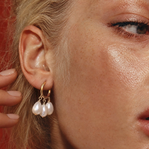 Linnea Pearl Hoops